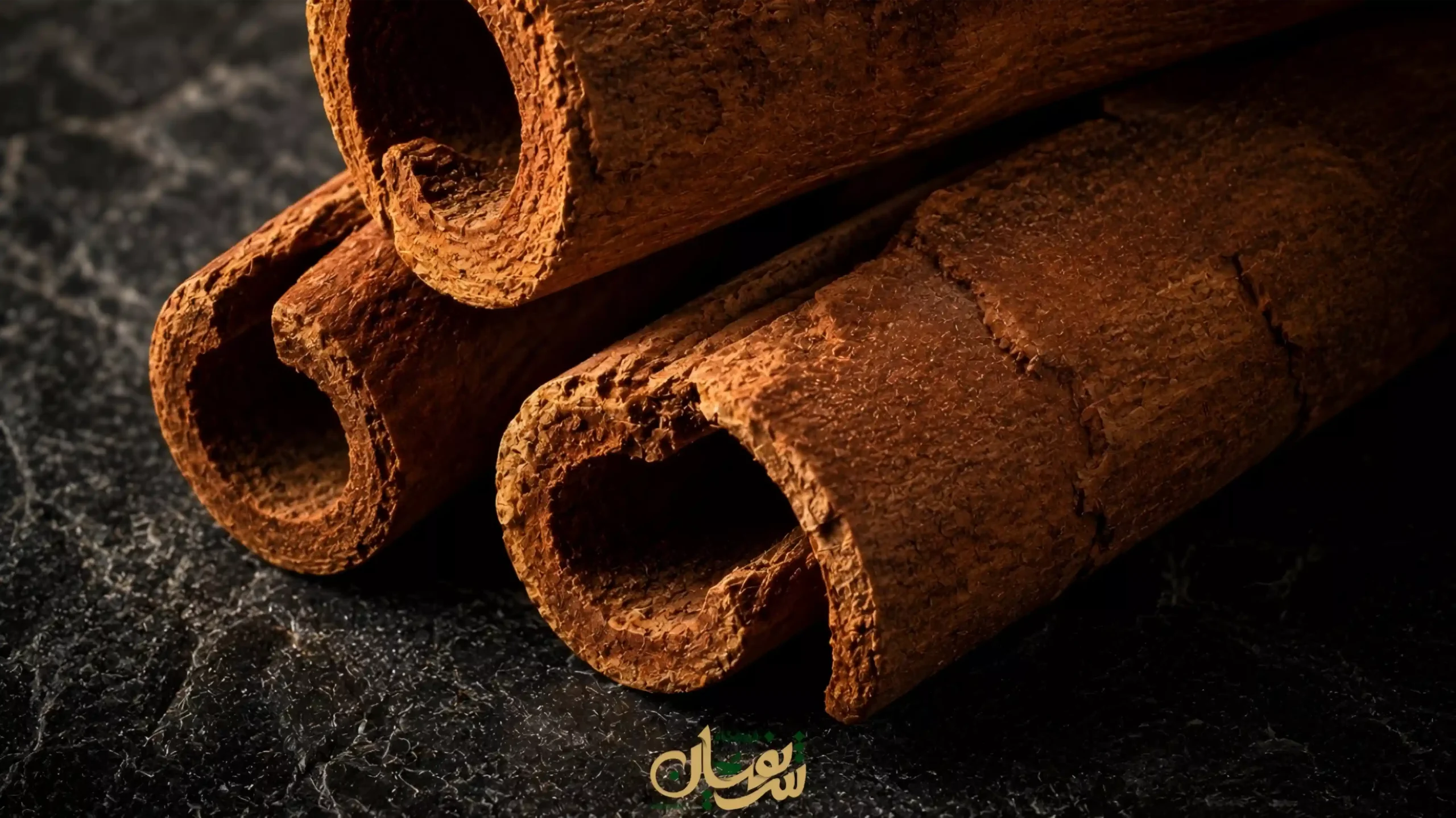 انواع چوب دارچین وکاربرد آن 2 دارچین سیگاری